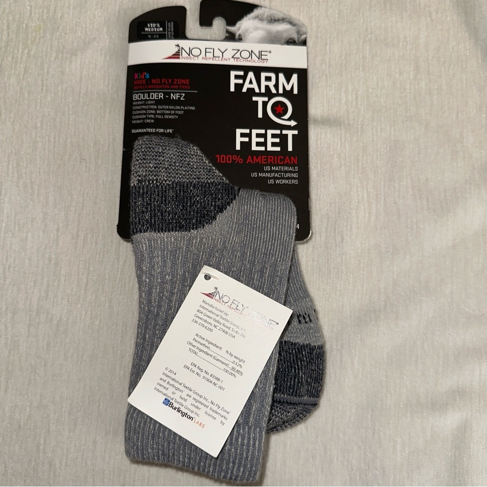Farm To Feet Socks Kids Hike Medium Gray Boulder No Fly Zone Repellent NWT
